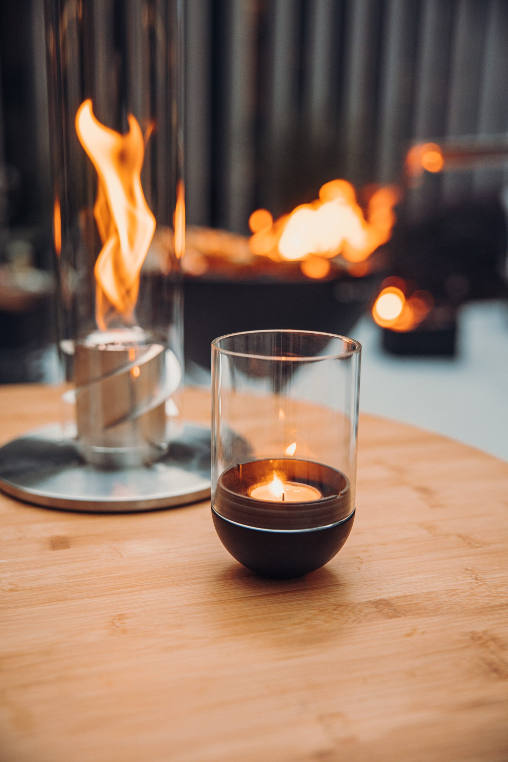 GRAVITY CANDLE schwarz