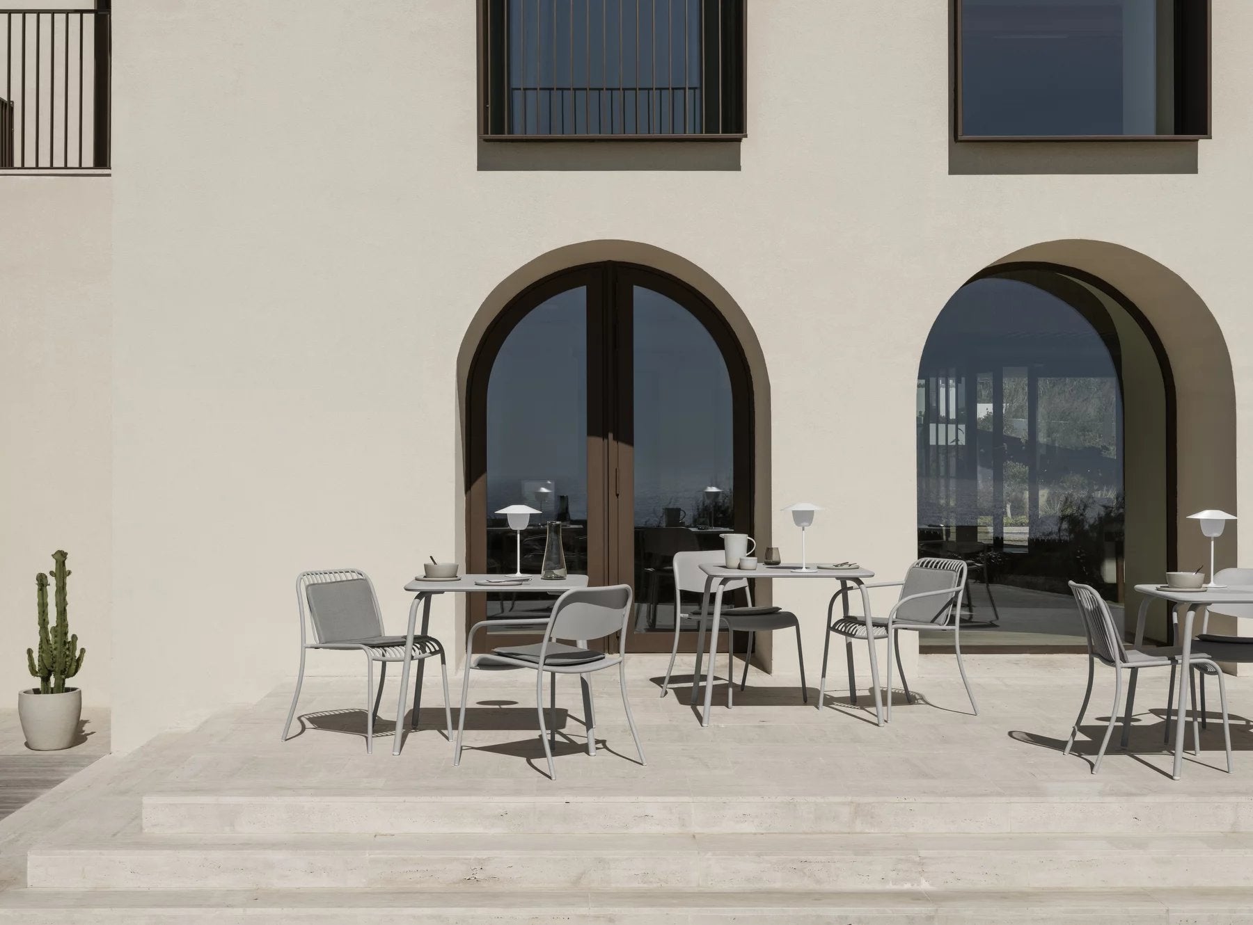 YUA WIRE Stuhl  in silk grey