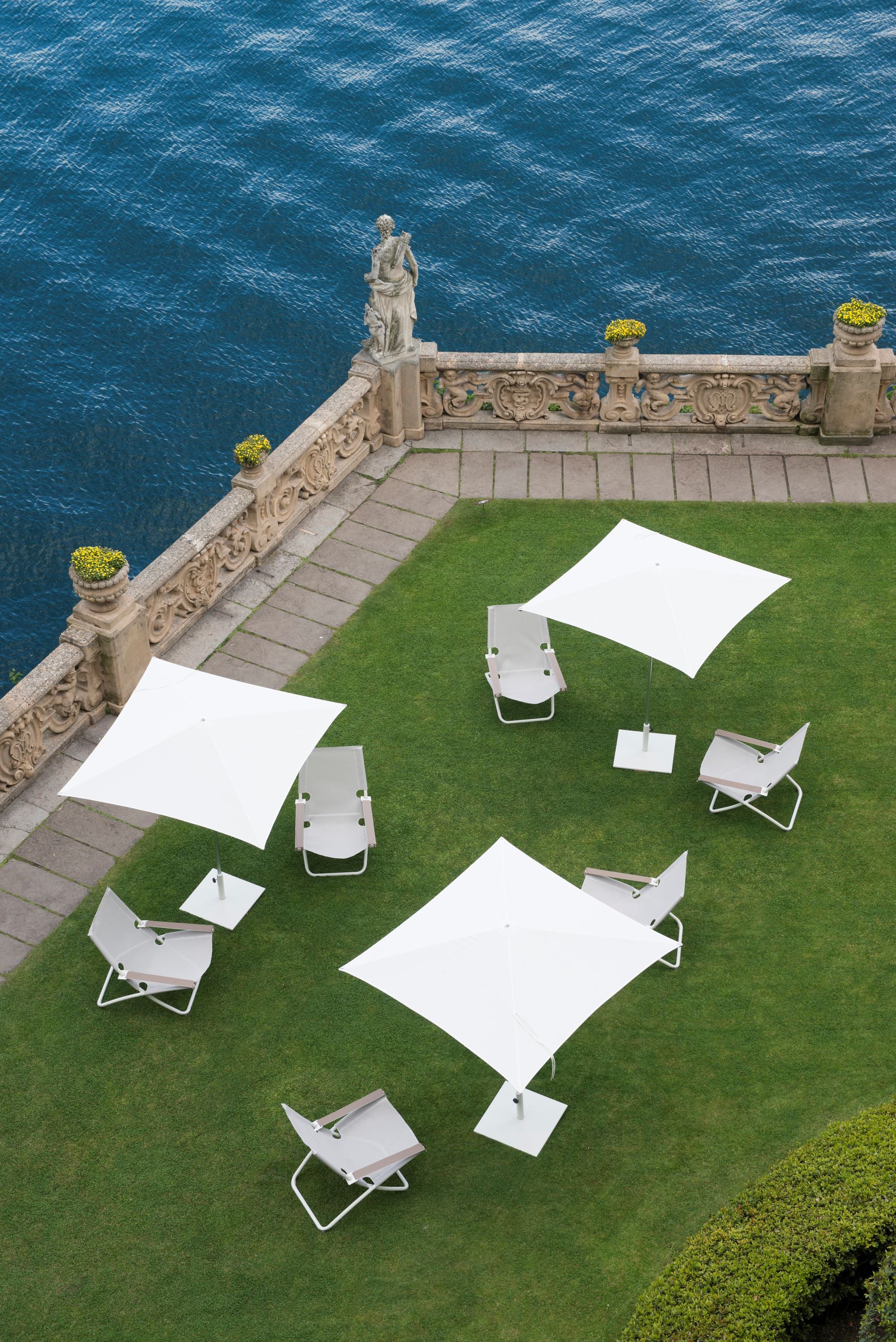 Snooze Liegestuhl weiß rot 300/46