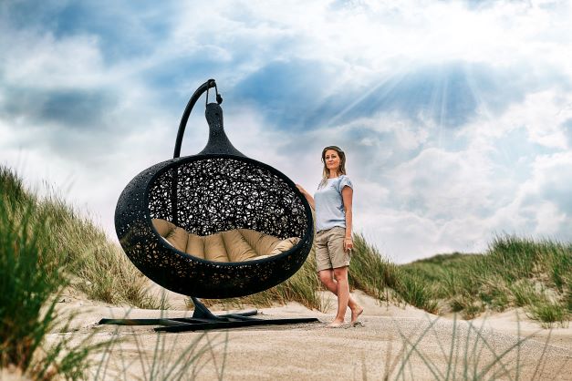 Hanging Lounger Bios Hide volcanic basalt