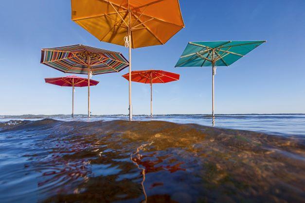 Klassiker Schirm 300 cm mit Flaschenzug und Knick, Bezug Acryl multicolor