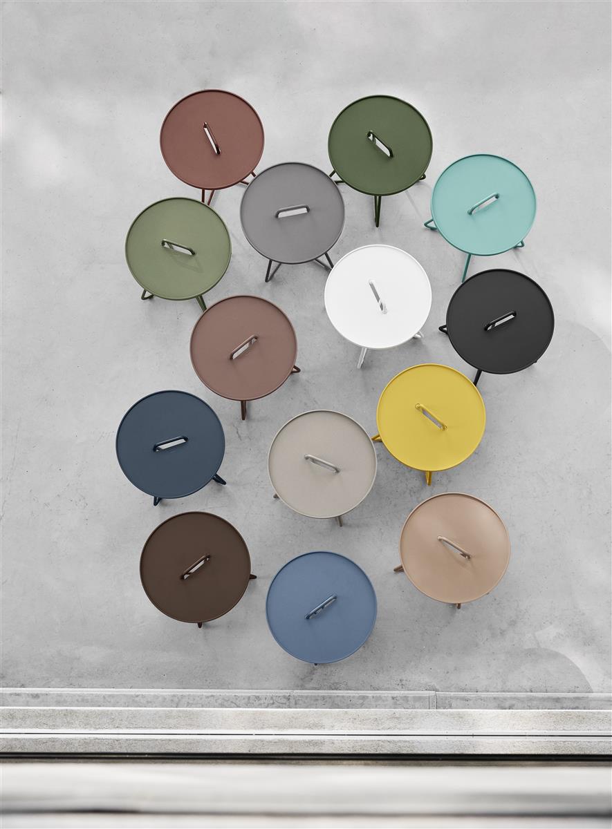 ON THE MOVE Beistelltisch Ø 44 cm, black